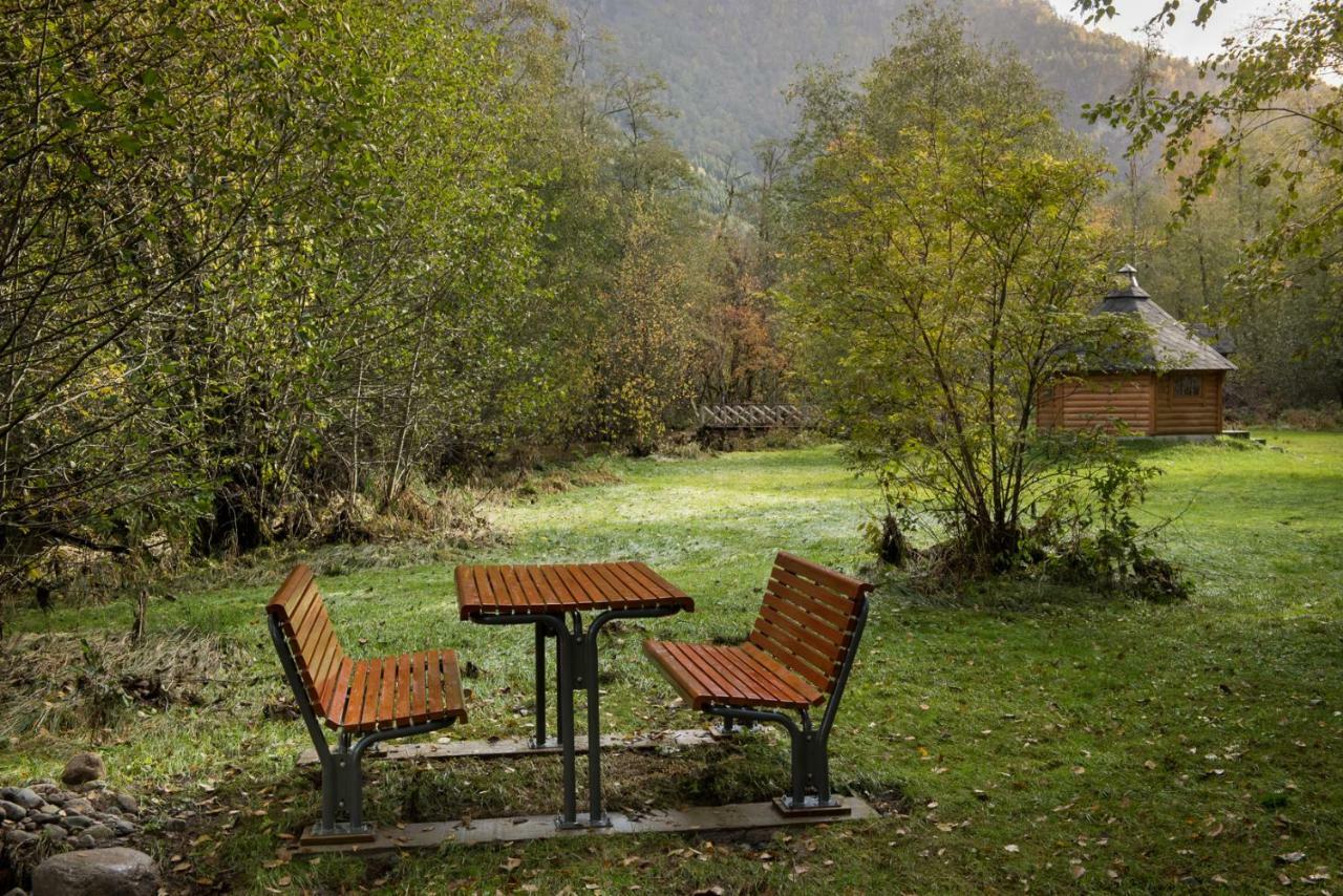 Forde Gjestehus Og Camping Kültér fotó